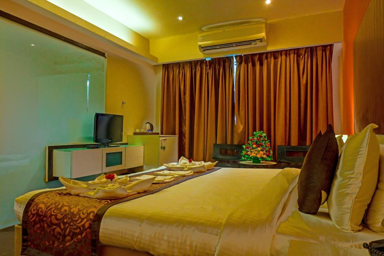 Citrus Hotel لونافالا المظهر الخارجي الصورة