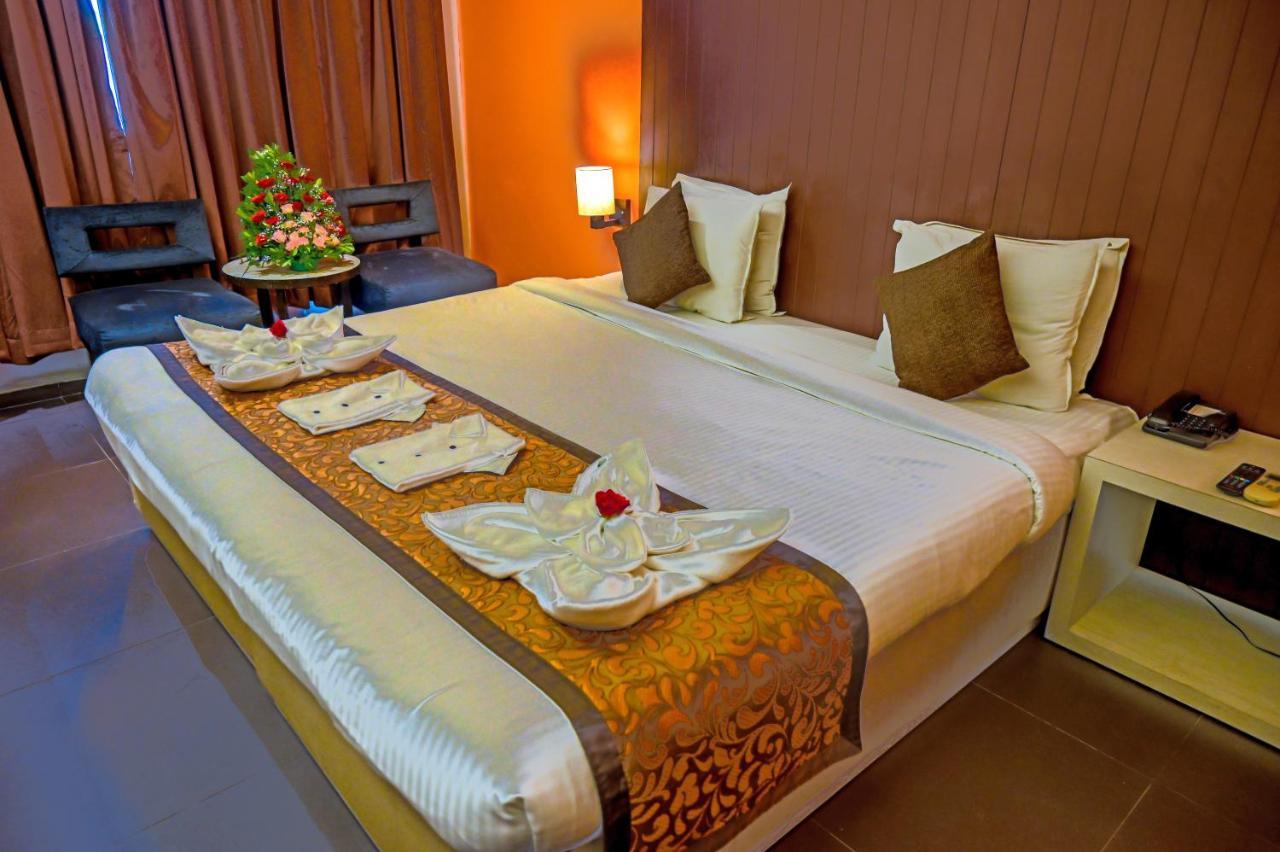 Citrus Hotel لونافالا المظهر الخارجي الصورة