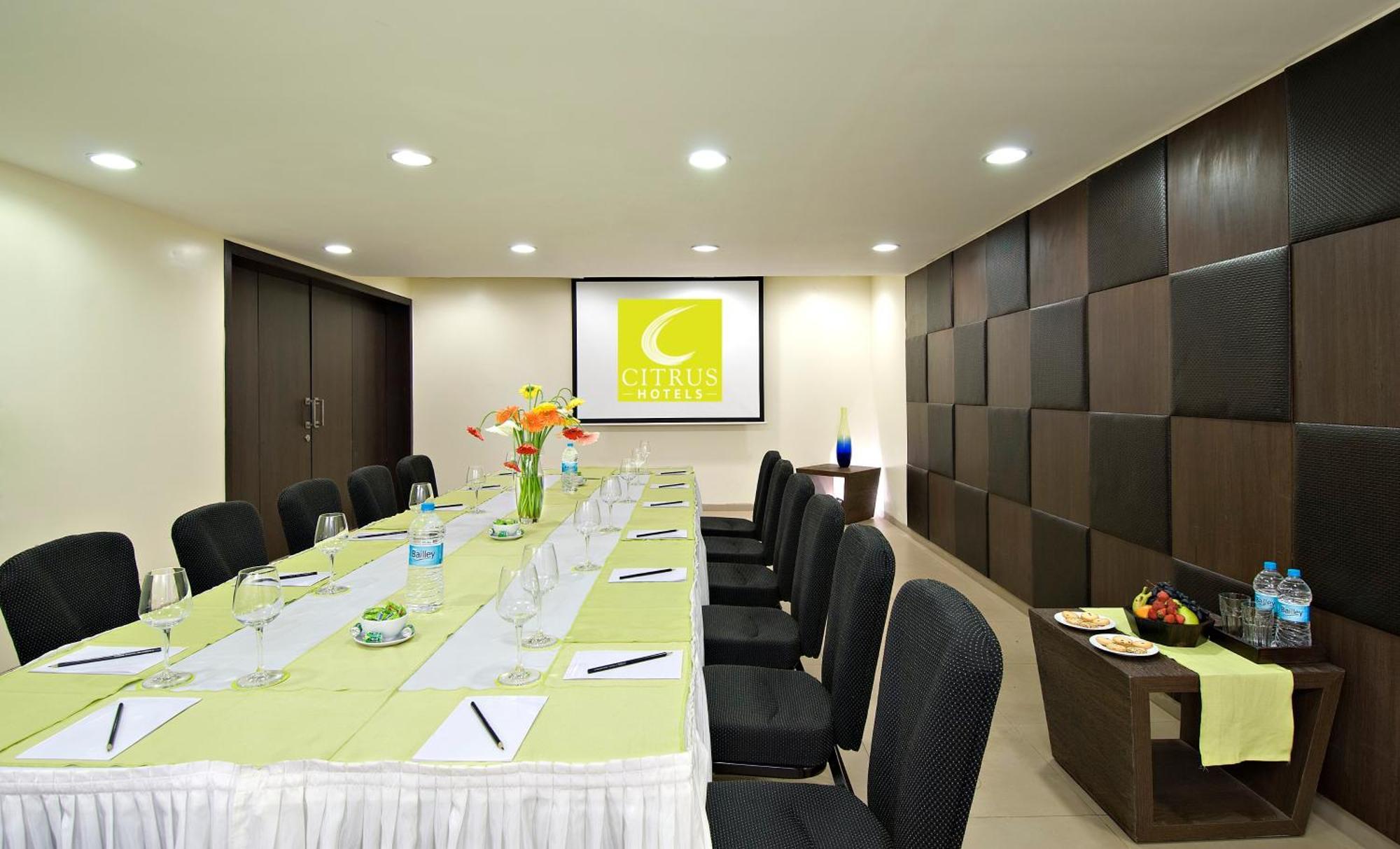 Citrus Hotel لونافالا المظهر الخارجي الصورة