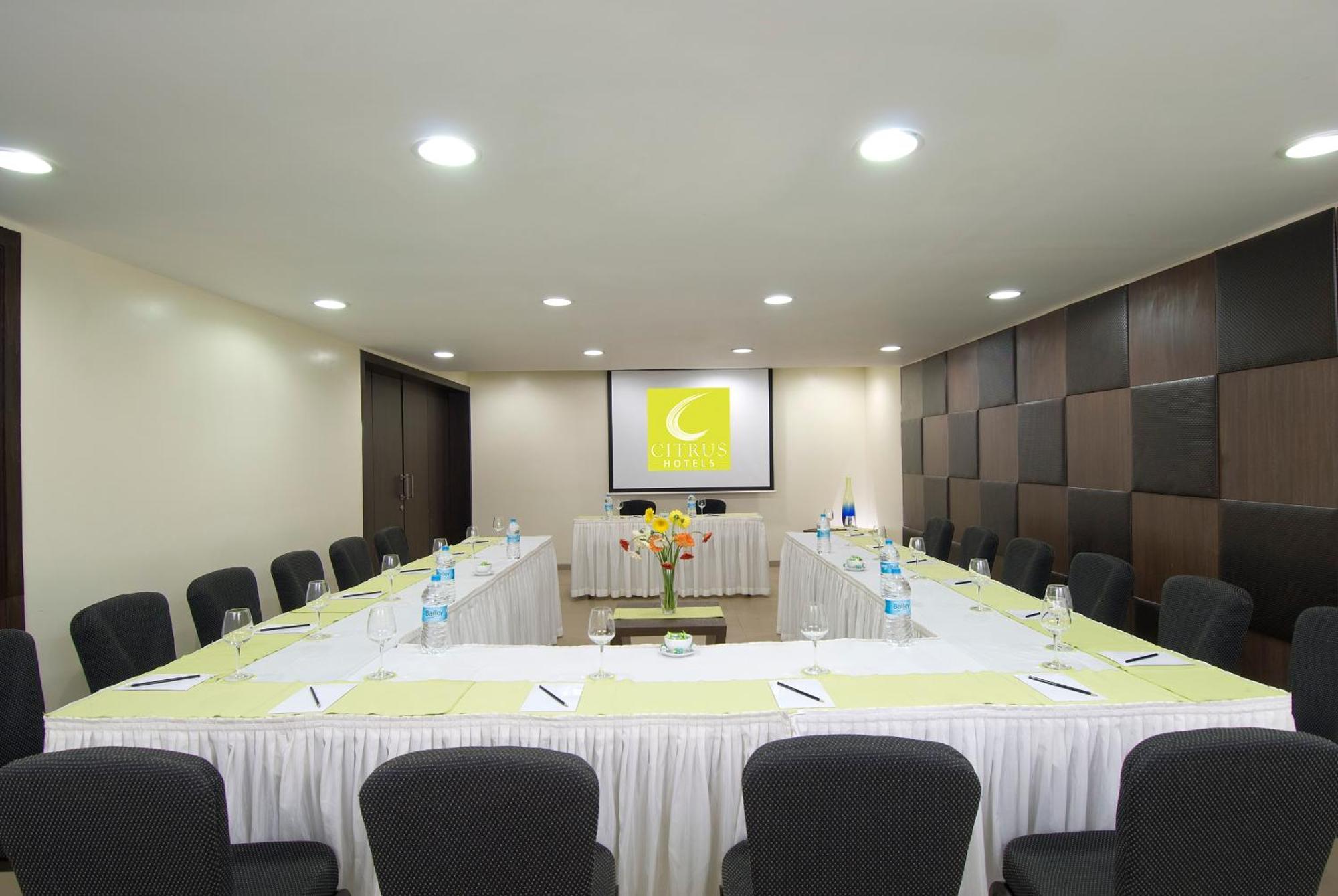 Citrus Hotel لونافالا المظهر الخارجي الصورة