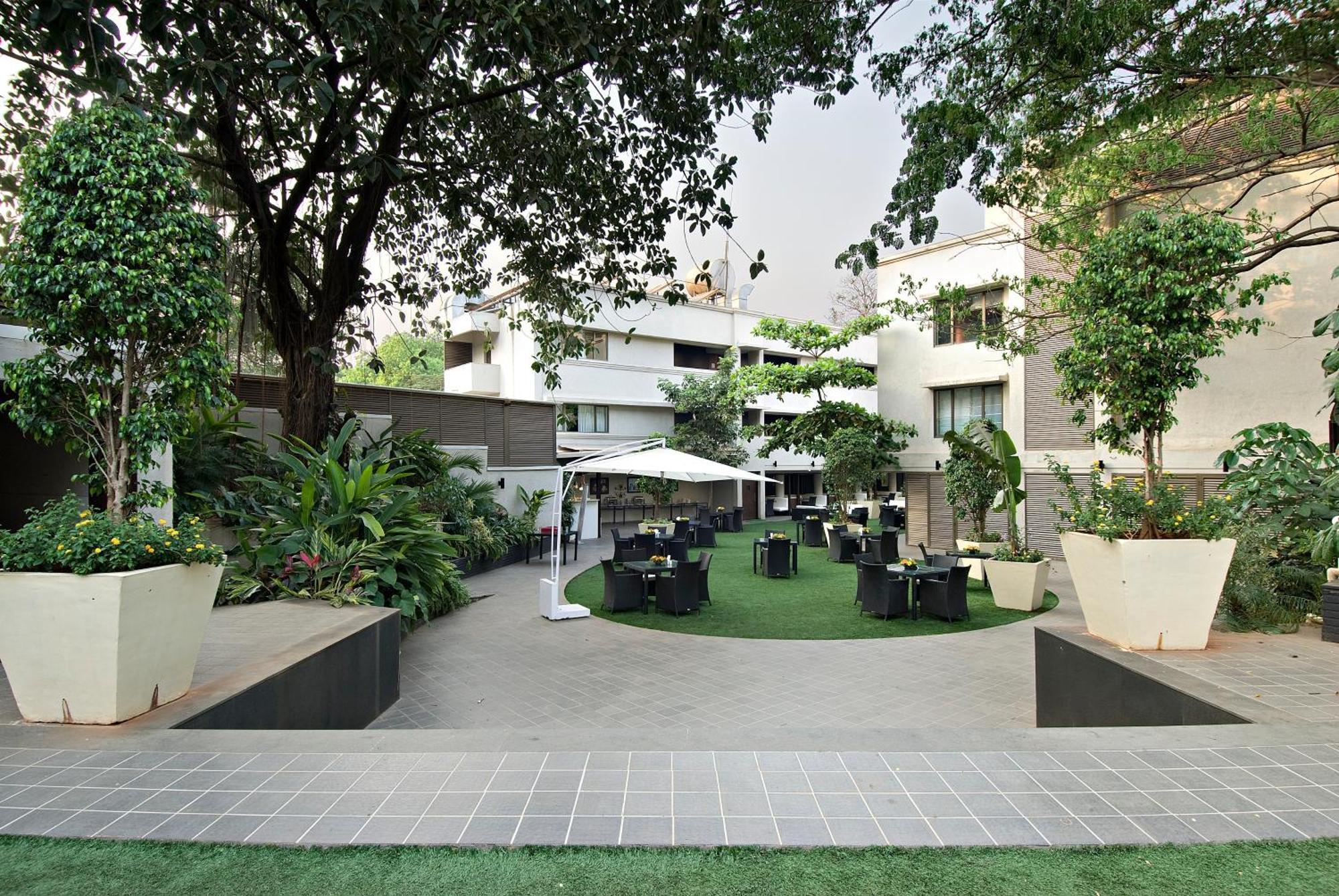 Citrus Hotel لونافالا المظهر الخارجي الصورة