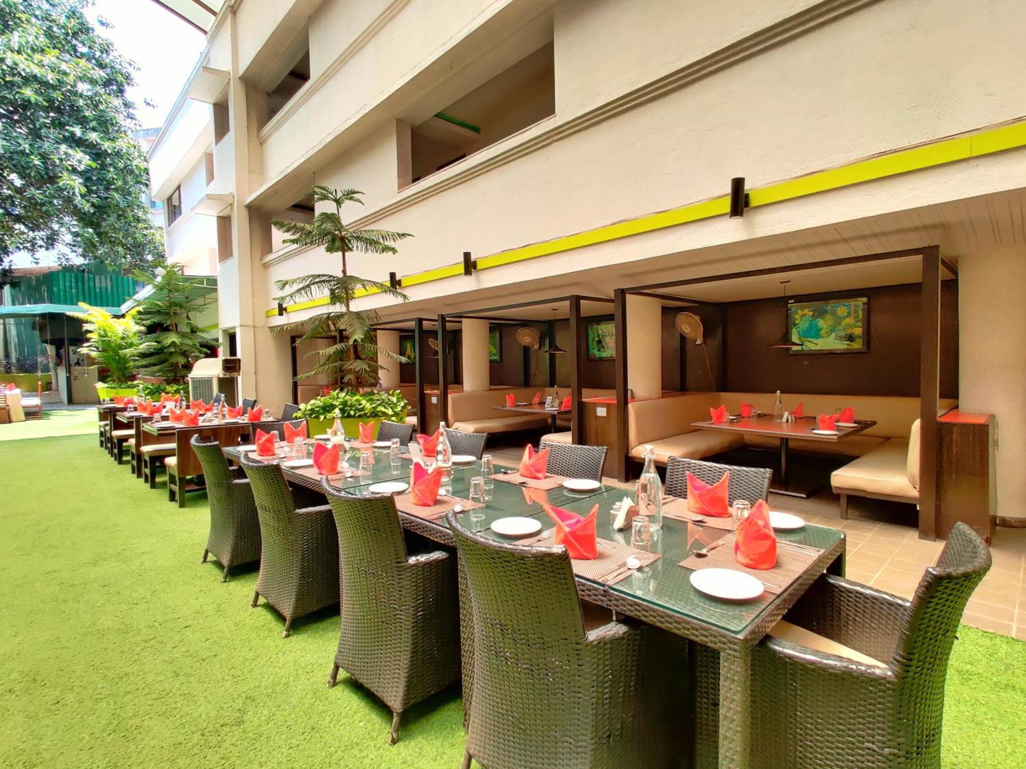 Citrus Hotel لونافالا المظهر الخارجي الصورة